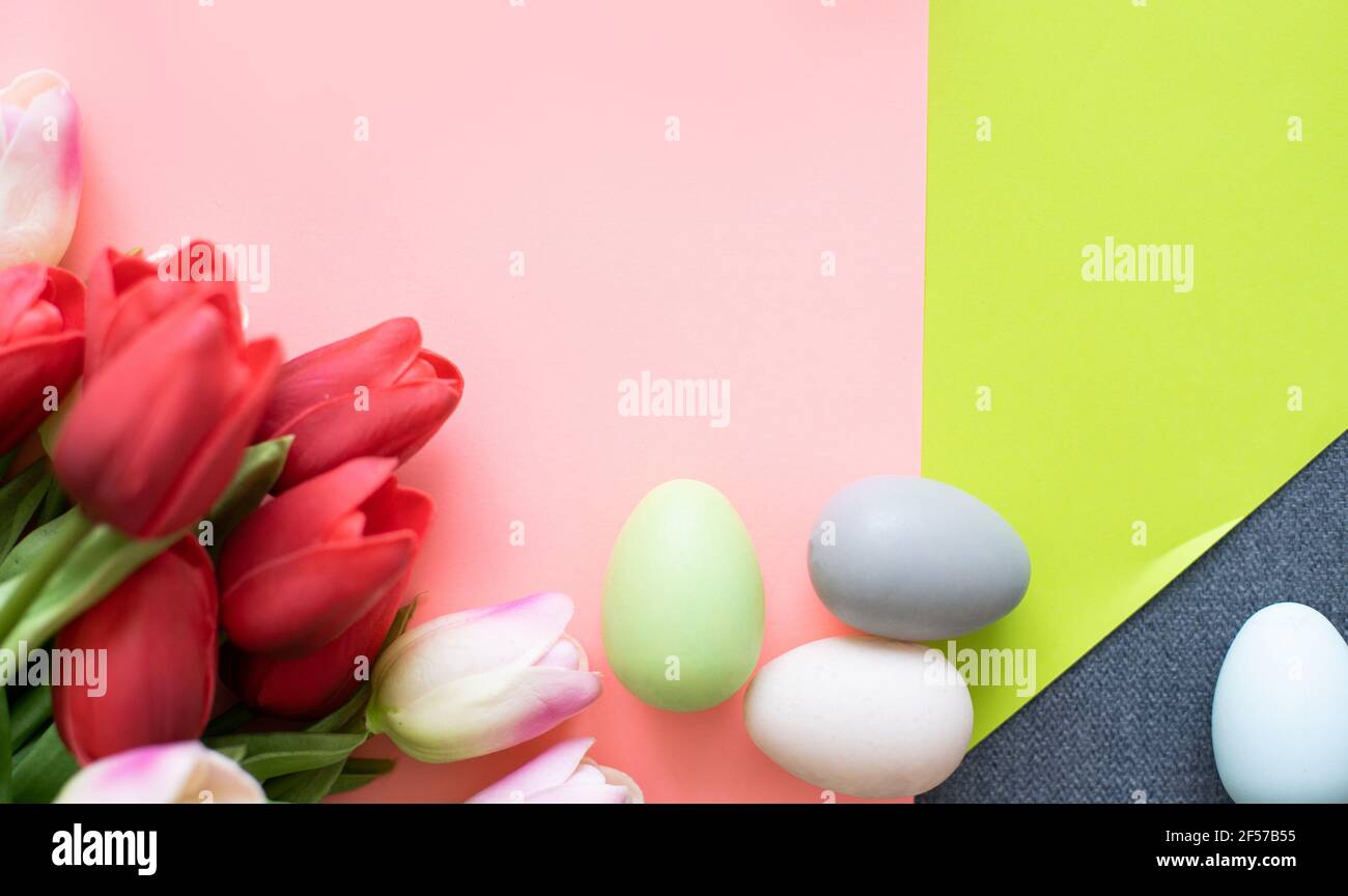 easter background with eggs and tulips Stock Photo - Alamy