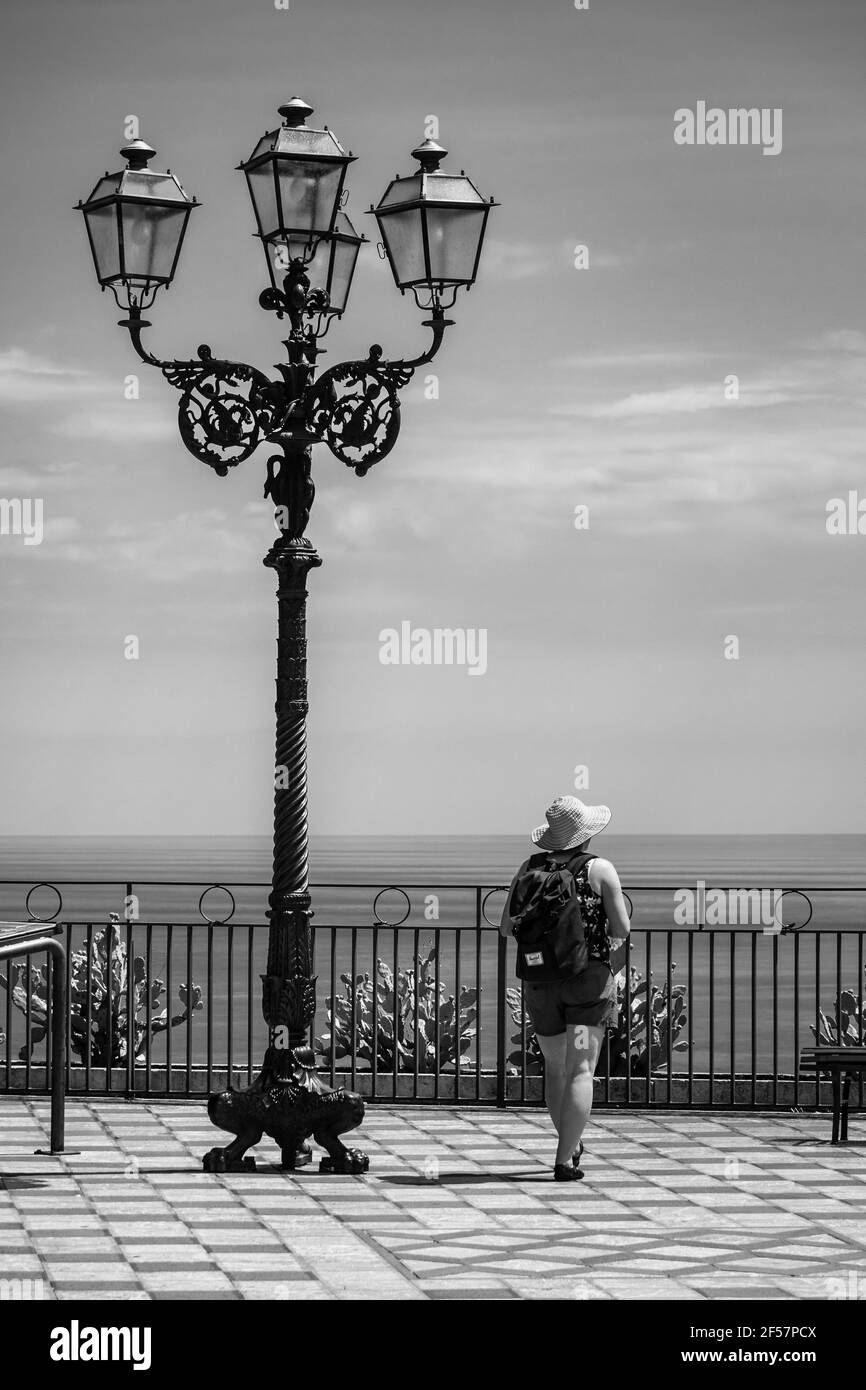 Sicilian landmark tourism Black and White Stock Photos & Images - Alamy