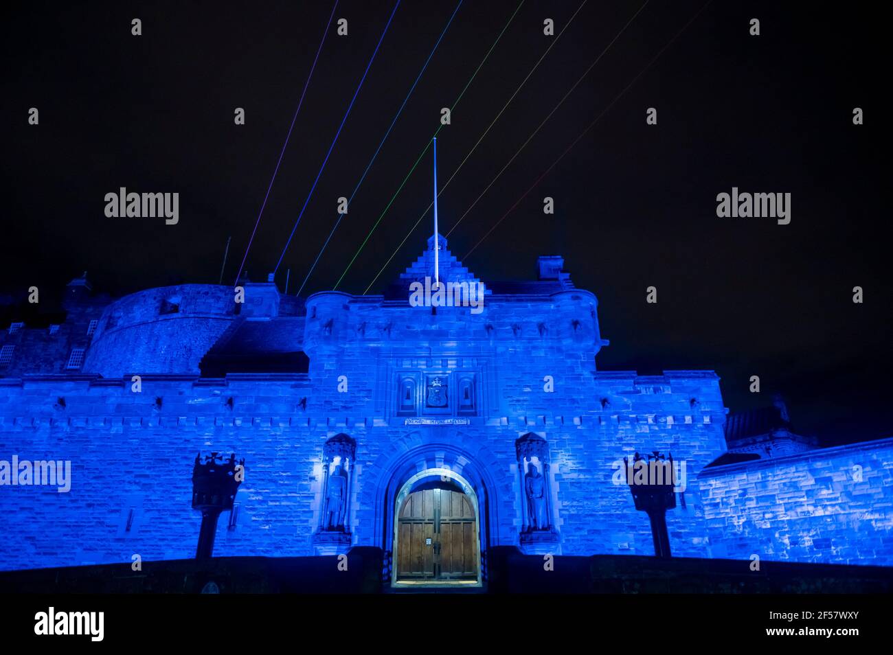 Edinburgh castle light show hires stock photography and images Alamy
