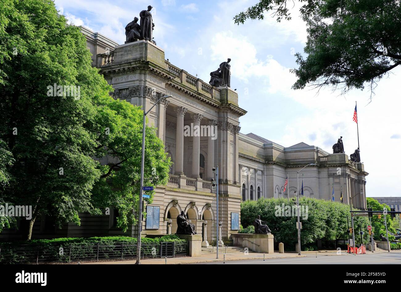 Carnegie Music Hall with Carnegie Museums of Art and Natural History .Pittsburgh.Pennsylvania.USA Stock Photo