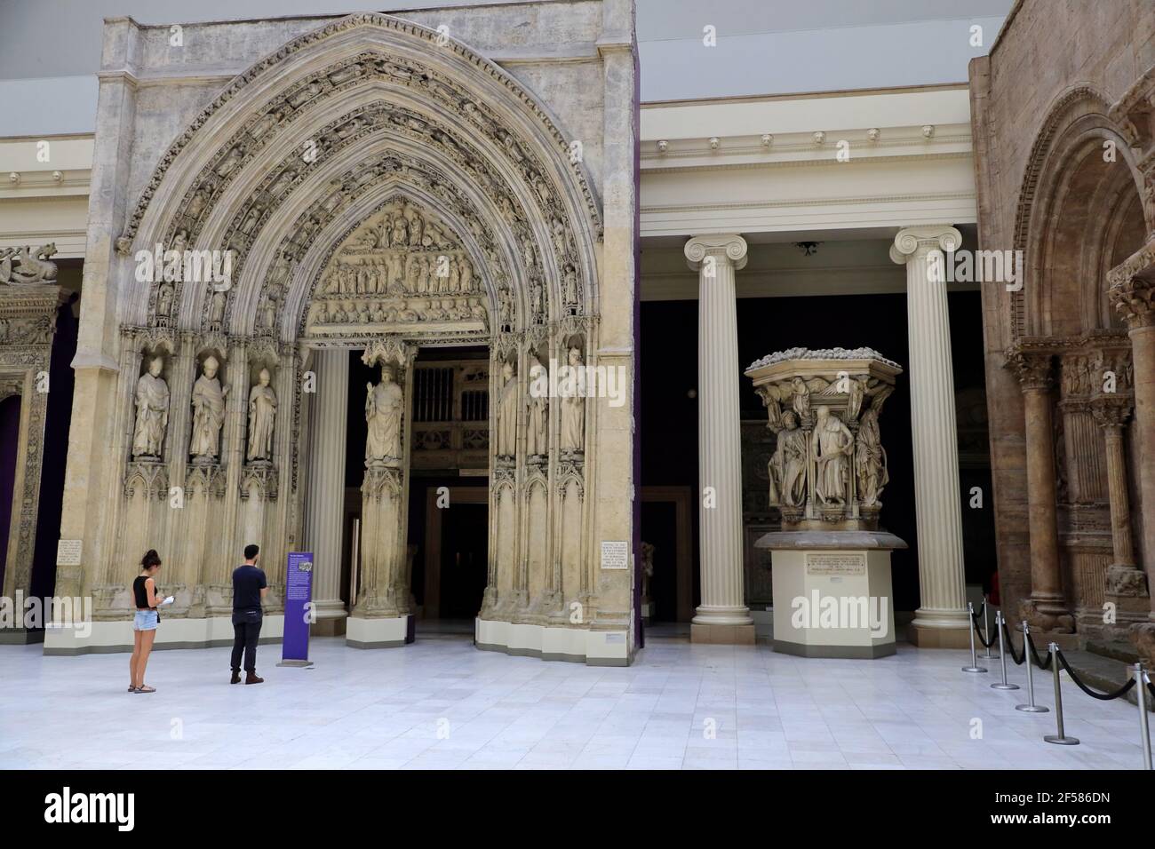 Hall of Architecture with plaster casts of architectural masterpiece