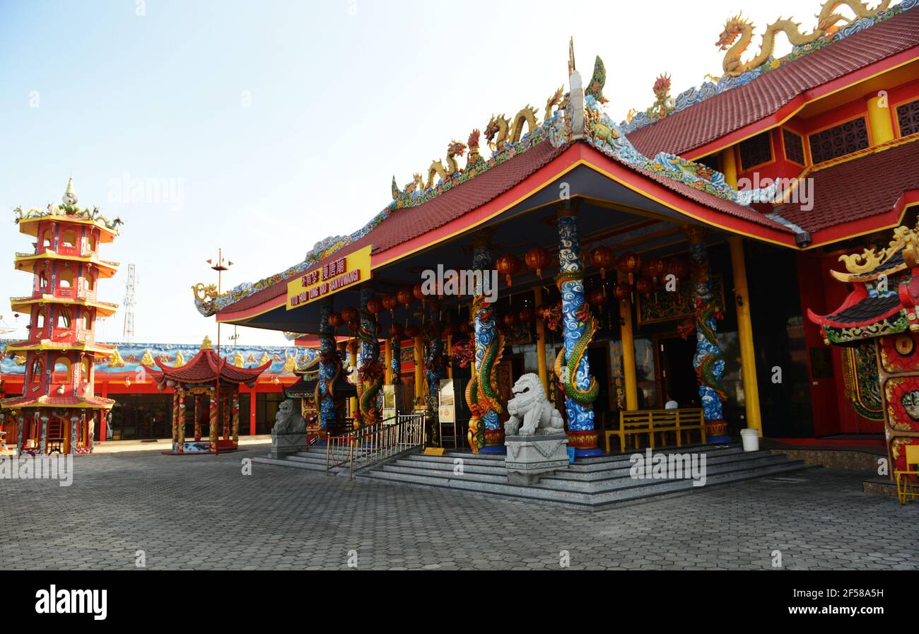 Hoo Tong Bio Chinese Buddhist temple in Banyuwangi, Java, Indonesia Stock  Photo - Alamy