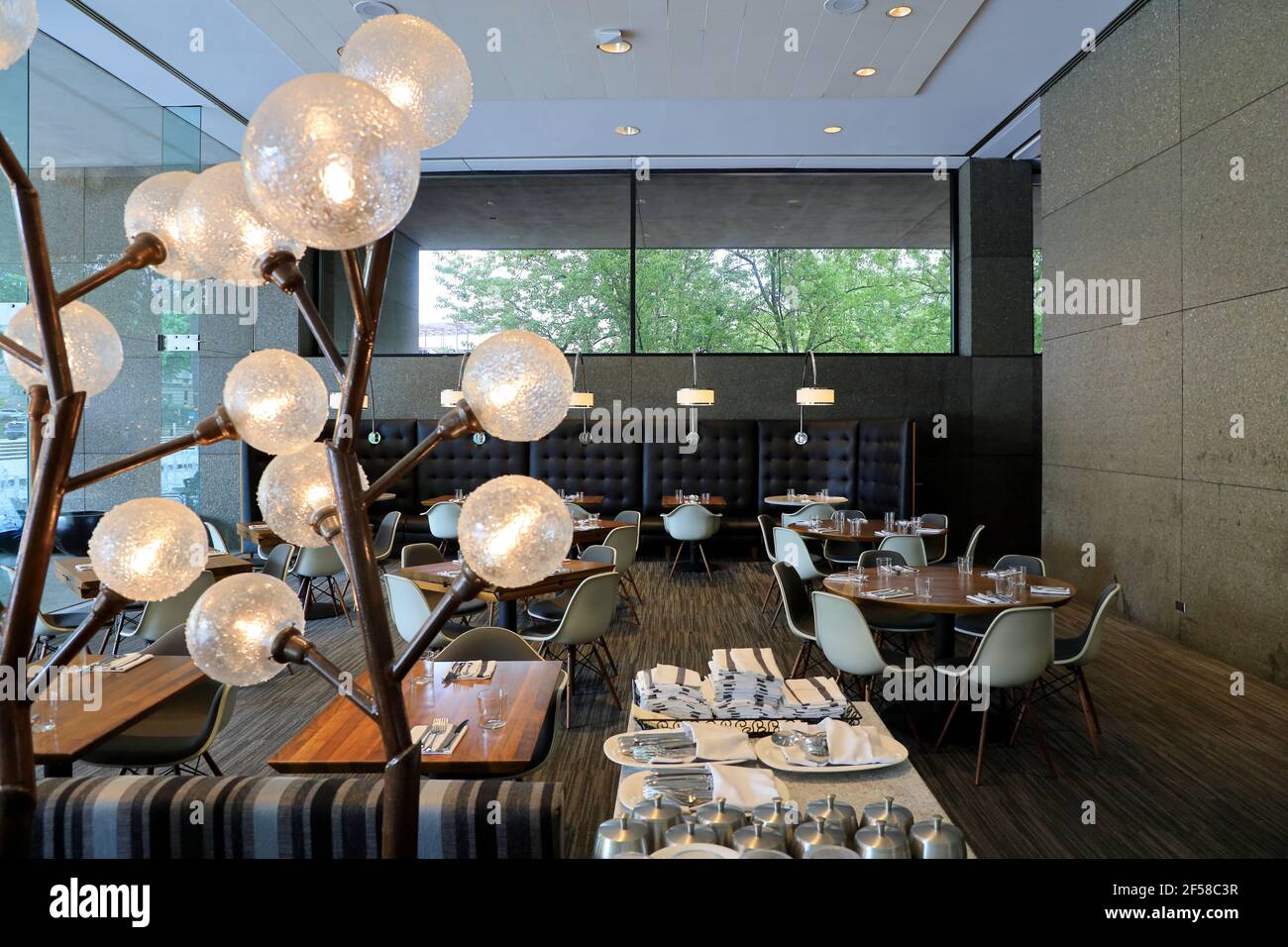 Carnegie museum of art pittsburgh hires stock photography and images