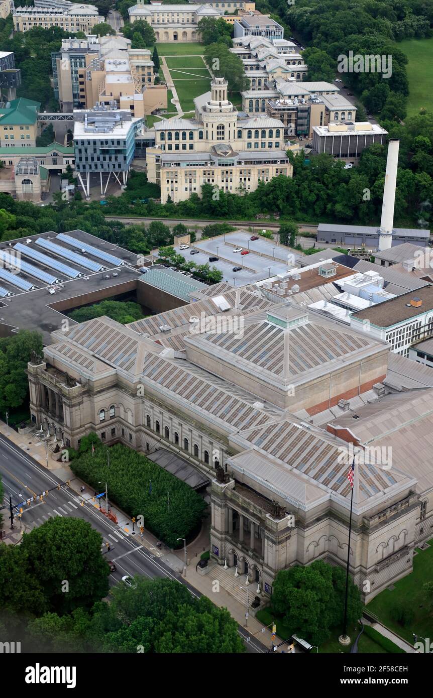 Aerial view of Carnegie Museum of Nature History with Carnegie Museum of Art at left and Carnegie Mellon University in the background.Pittsburgh.PA.USA Stock Photo