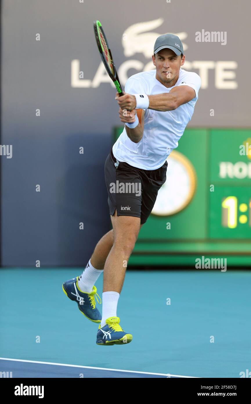 Miami Gardens, FL, USA. 24th Mar, 2021. Vasek Pospisil seen playing on day 3 of the Miami Open on March 24, 2021 at Hard Rock Stadium in Miami Gardens, Florida People: Vasek Pospisil Credit: Hoo Me/Media Punch/Alamy Live News Stock Photo