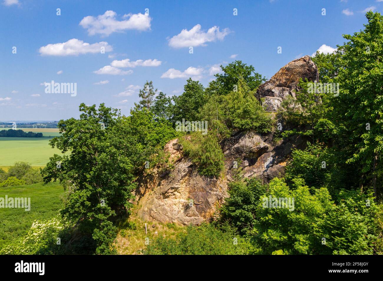 unterwegs auf dem Teufelsmauerstieg im Harz Teilstück Rieder blühende Landschaften Stock Photo
