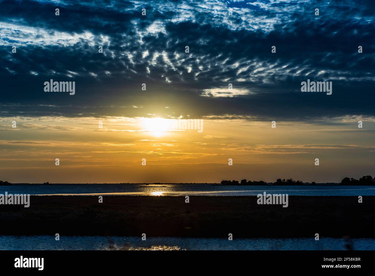 Grado and its lagoon at sunset. Glimpses of tranquility Stock Photo - Alamy