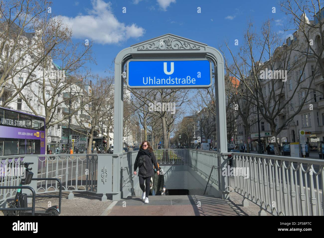 UBahnhof Uhlandstraße, Kurfürstendamm, Charlottenburg, Berlin