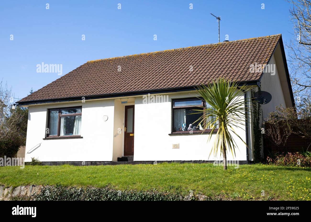 A cream painted bungalow In St Agnes, Cornwall Stock Photo Alamy