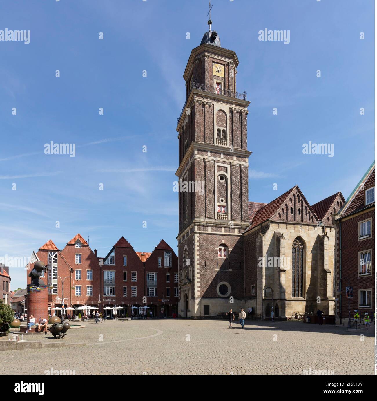 geography / travel, Germany, North Rhine-Westphalia, Munsterland, Coesfeld, marketplace, St. Lambert C, Additional-Rights-Clearance-Info-Not-Available Stock Photo