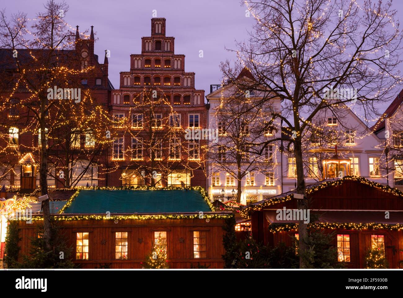 Delft Christmas Market 2022 Lüneburg Christmas Market High Resolution Stock Photography And Images -  Alamy