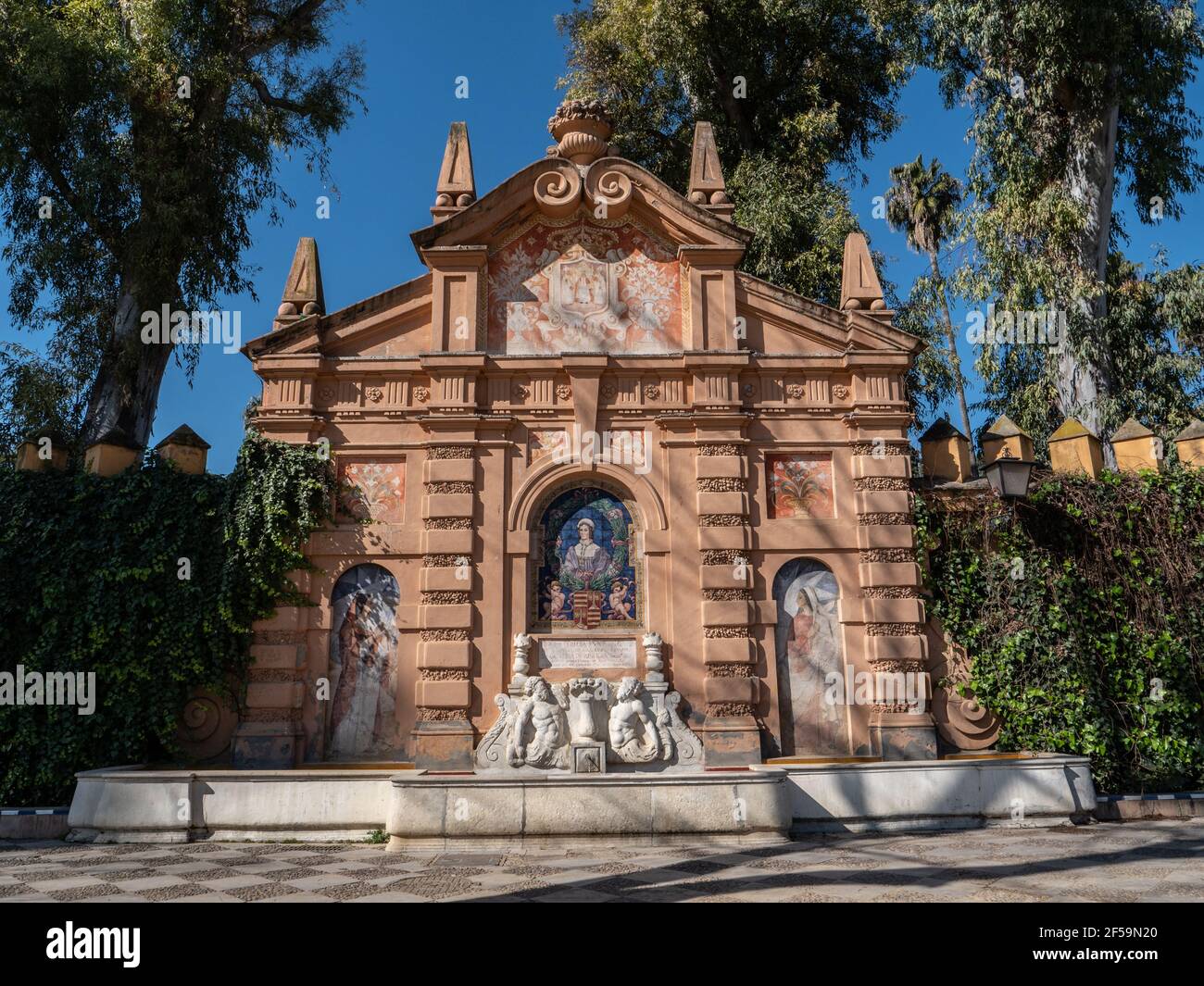 El Monumento a Catalina de Ribera in Avenue de Menendez Pelayo Seville Spain. Stock Photo
