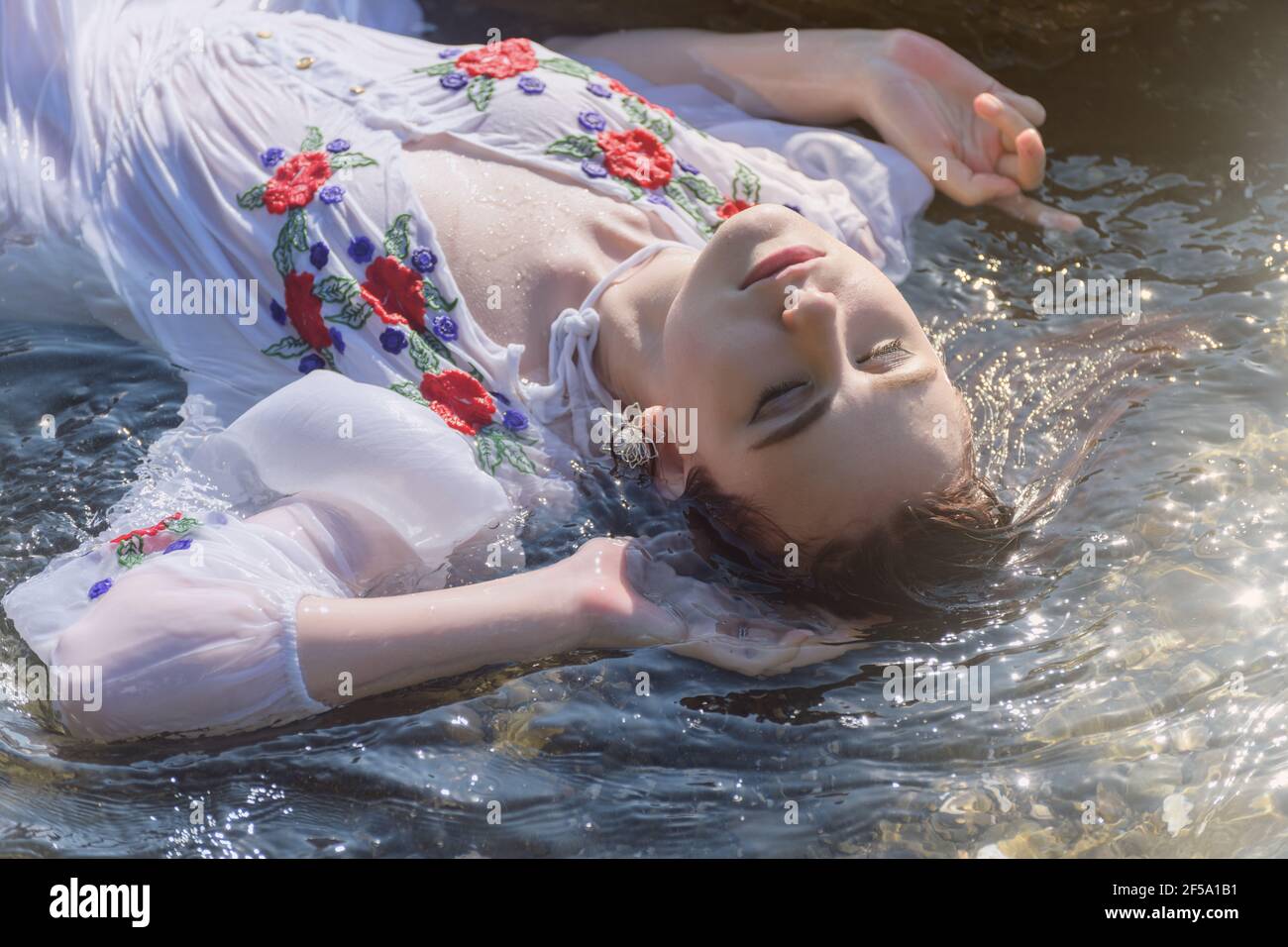 Wet Dress High Resolution Stock Photography And Images Alamy