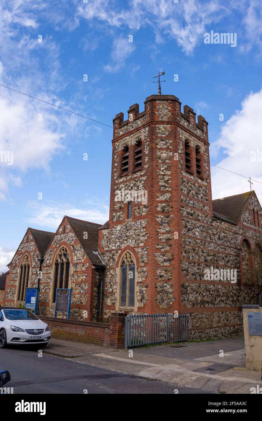 St Alban the Martyr Church, St Albans Church, in St. John's Road, Westcliff on Sea, Southend, Essex, UK. Anglican church. Flint and brick tower Stock Photo