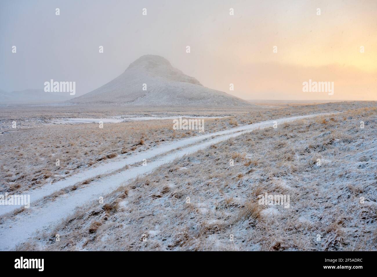 Mountain road in snowy hi-res stock photography and images - Alamy