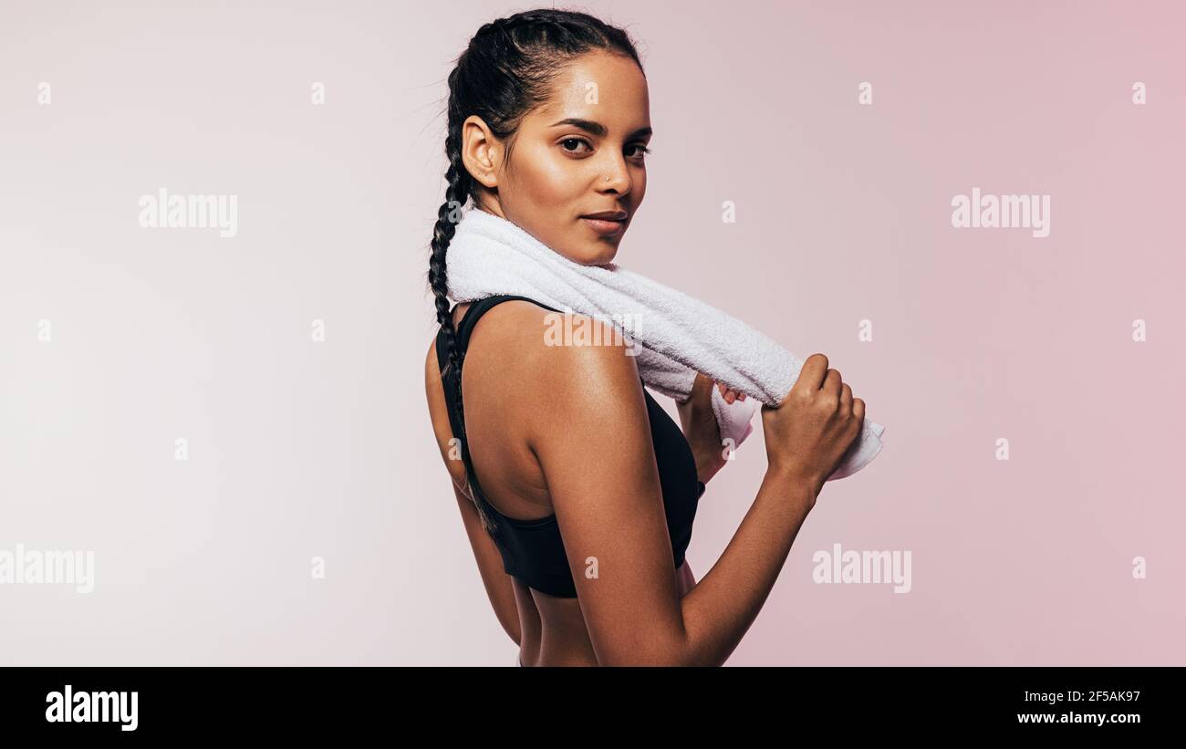 Attractive young mixed race woman hi-res stock photography and images ...