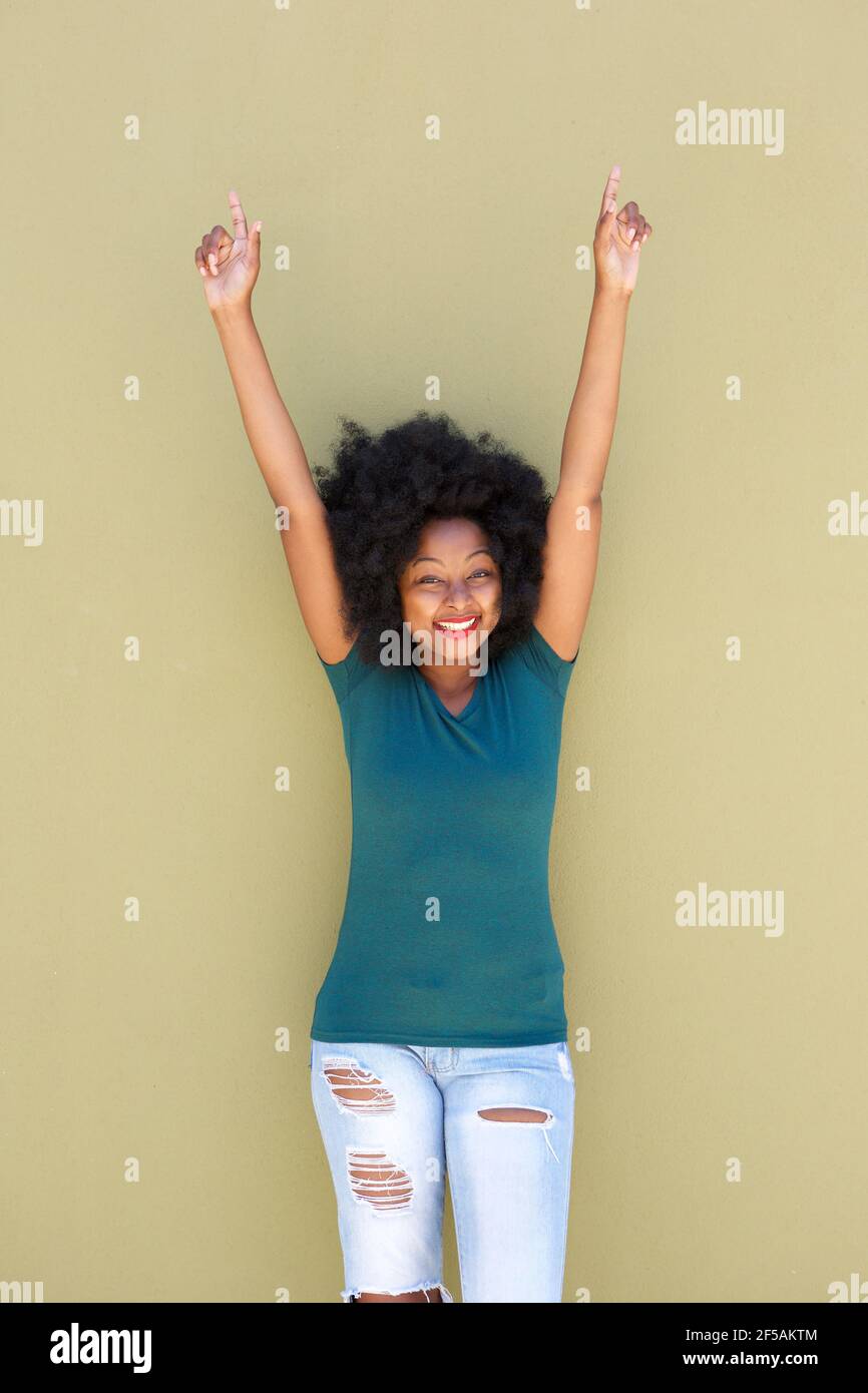 Cheerful black woman smiling hi-res stock photography and images - Alamy