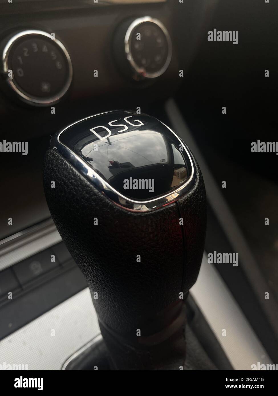 Direct shift gearbox vs dual clutch Direct shift gearbox vs dual clutch