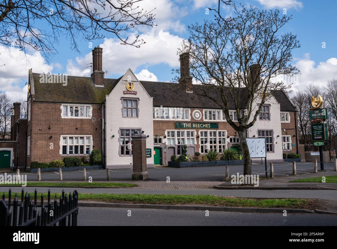 Beeches Pub, Thornbridge Avenue, Perry Beeches, Great Barr, Birmingham