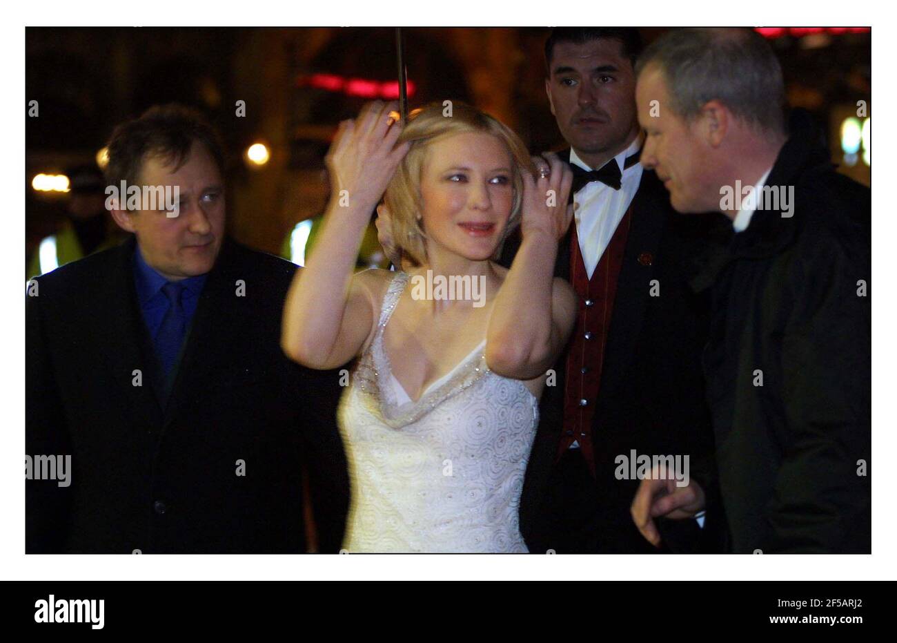 Premier of CHARLOTTE GRAY Cate Blanchett the STAR arrives at the Odeon Leicester Square.pic David Sandison 19/2/2002 Stock Photo