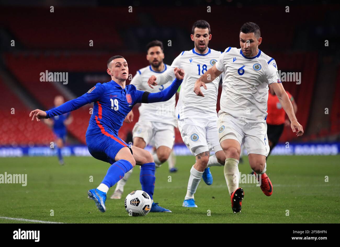 England's Phil Foden in action during the FIFA 2022 World Cup qualifying match at Wembley Stadium, London. Picture date: Thursday March 25, 2021. Stock Photo