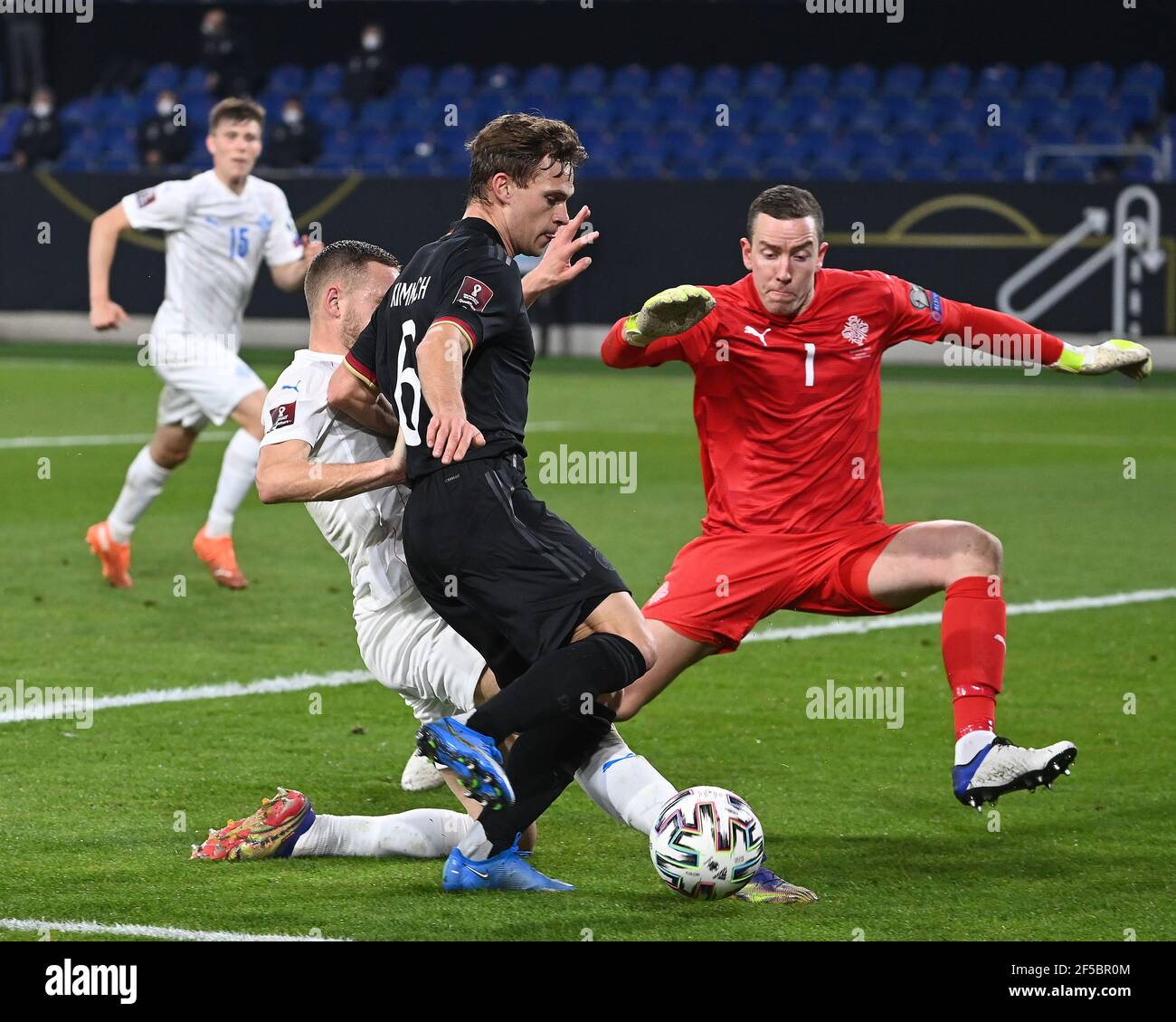 Page 2 - Joshua Kimmich Footballer High Resolution Stock Photography and  Images - Alamy