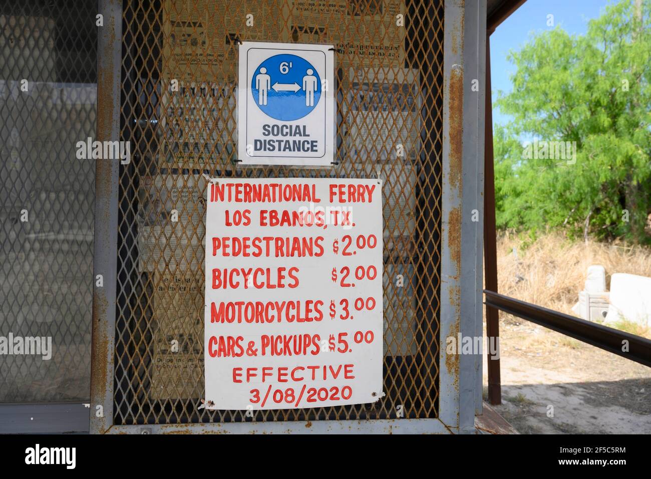 Los Ebanos, Texas USA, 25th Mar, 2021. The handdrawn ferry on the Rio