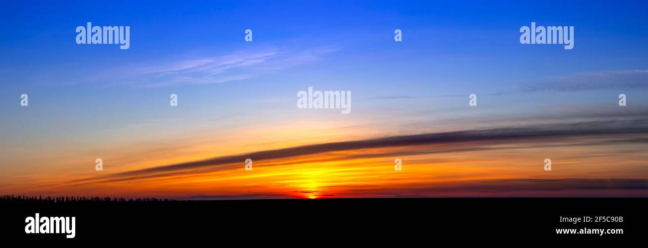 Blue sky morning sun view hi-res stock photography and images - Alamy