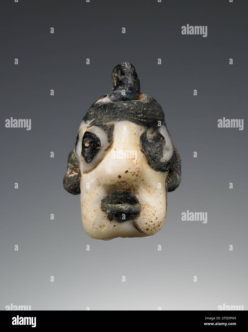 Artifact mask hi-res stock photography and images - Alamy