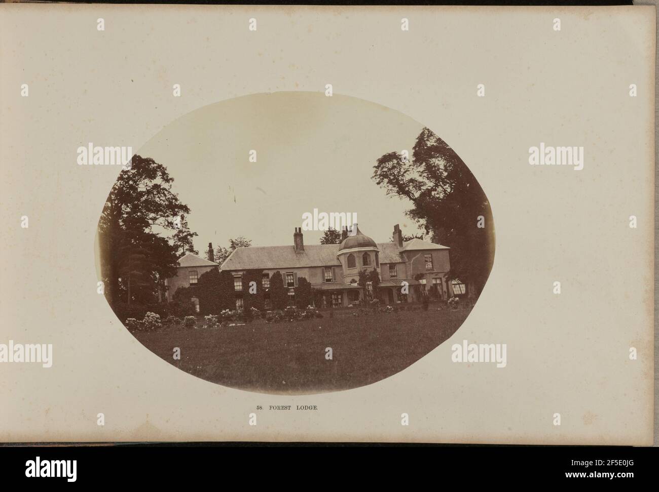 20th century rural lodge hi-res stock photography and images - Alamy