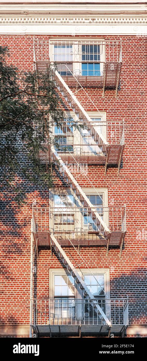 Old red brick building with iron fire escape, New York City, USA Stock ...