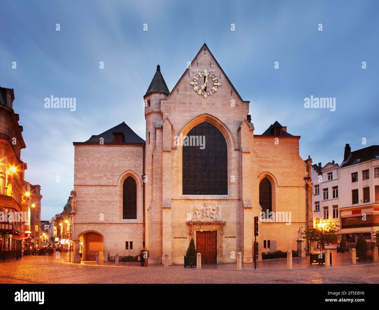 Brussels evening landmarks hi-res stock photography and images - Alamy