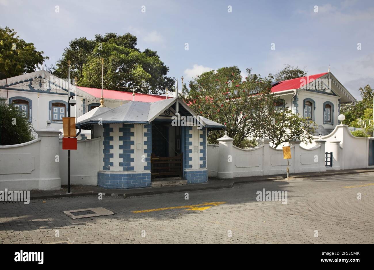 Muliaage Attractions In Maldives High Resolution Stock Photography and Images ...