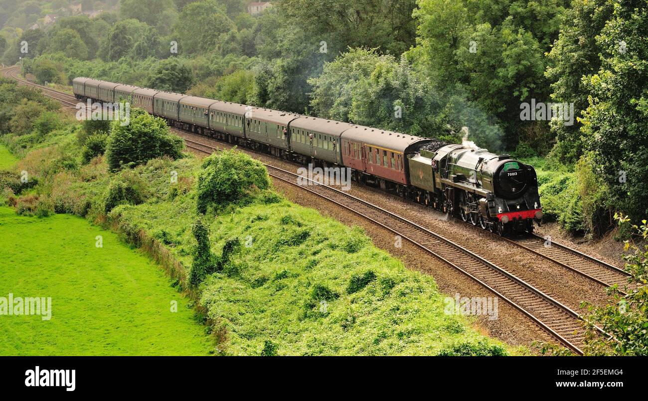 BR Standard class pacific No 70013 Oliver Cromwell approaching Dundas aqueduct near Monkton Combe with the Cathedrals Express to Bristol. 11.09.2008. Stock Photo