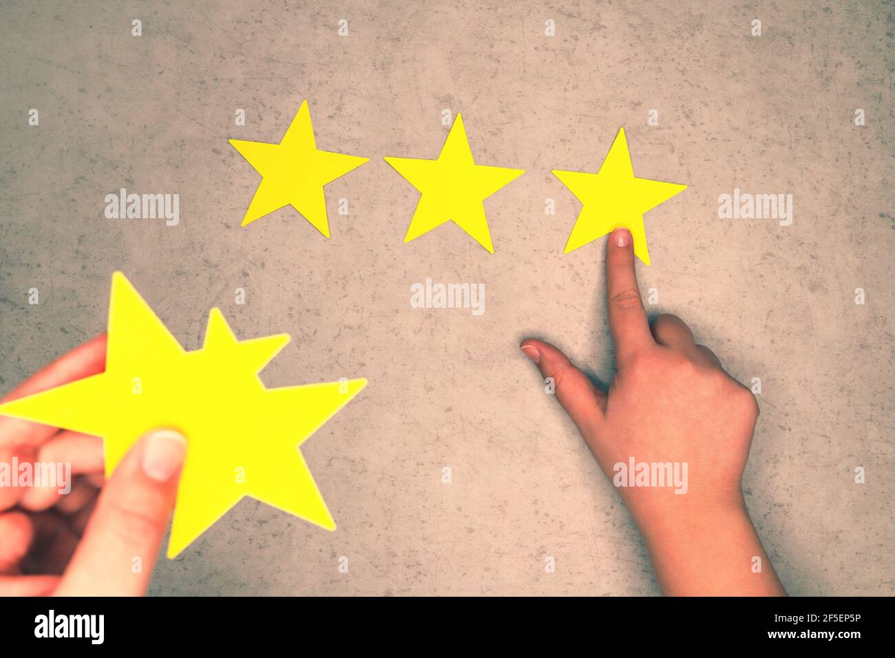 One star rating hi-res stock photography and images - Page 3 - Alamy