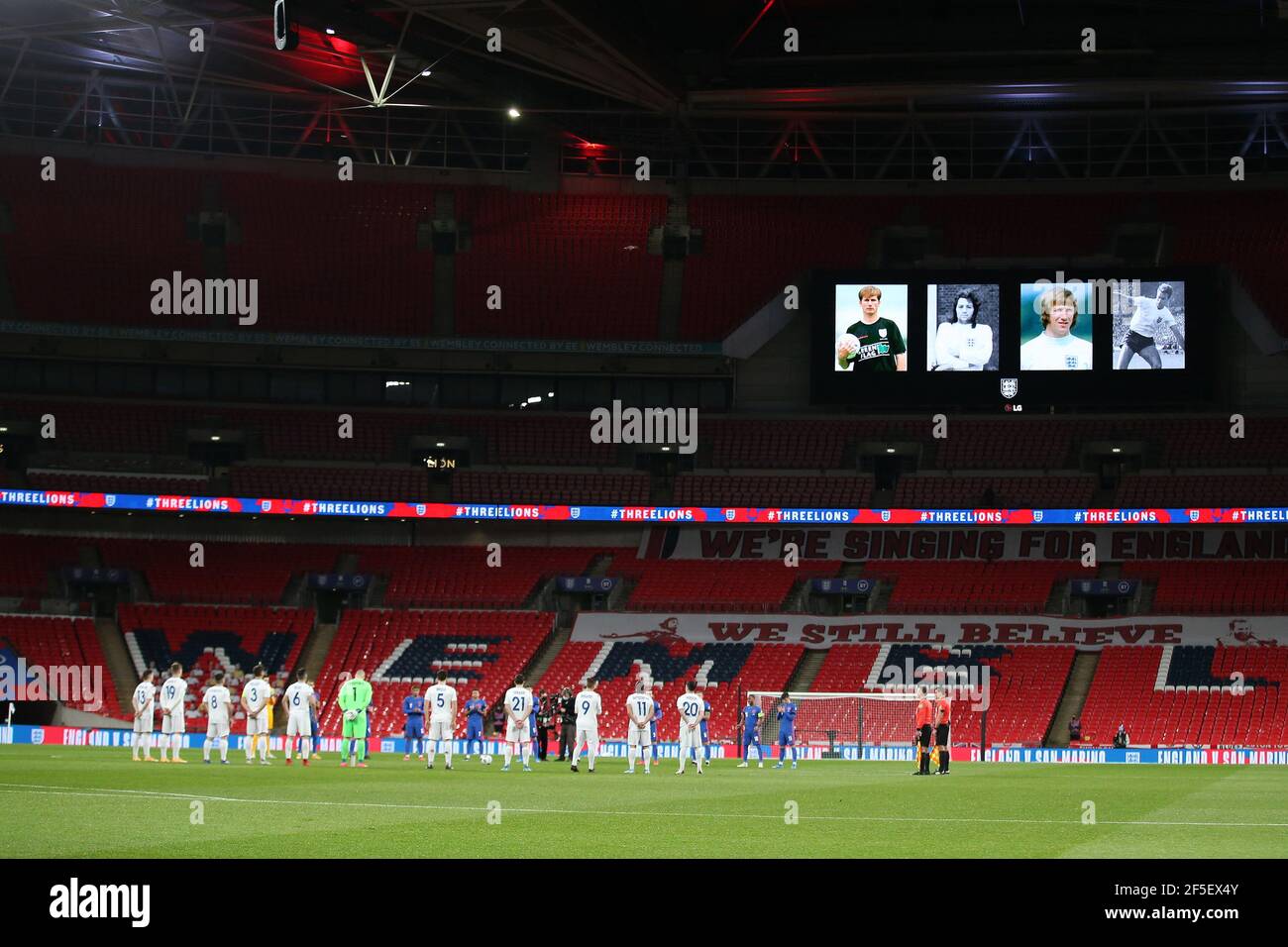 London, UK. 25th Mar, 2021. Players of England and Sam Marino pay respects to footballers who have passed away this year. FIFA World Cup qualifier, group I match, England v San Marino at Wembley Stadium in London on Thursday 25th March 2021. this image may only be used for Editorial purposes. Editorial use only, license required for commercial use. No use in betting, games or a single club/league/player publications. pic by Andrew Orchard/Andrew Orchard sports photography/Alamy Live news Credit: Andrew Orchard sports photography/Alamy Live News Stock Photo