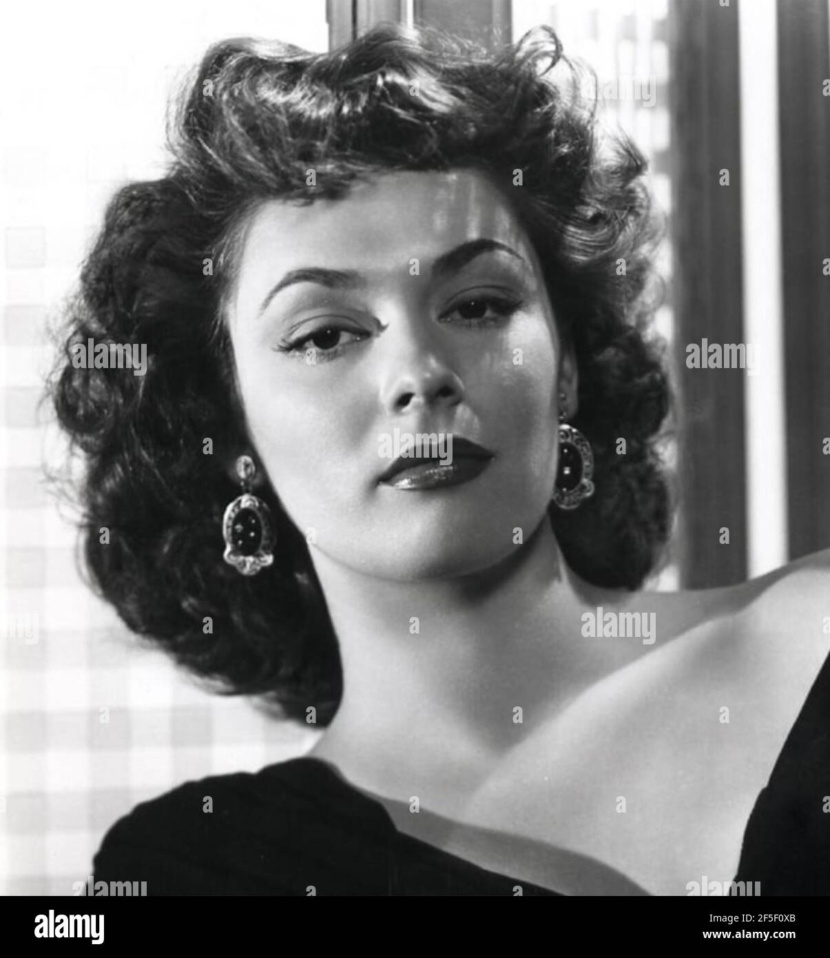 RUTH ROMAN  (1922-1999) American film and TV actress about 1948 Stock Photo