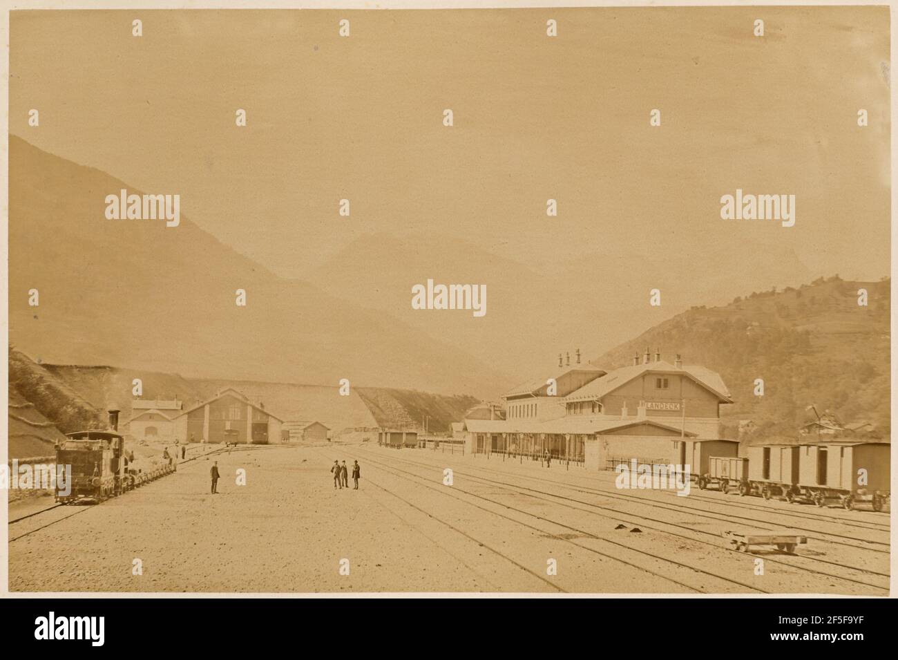 Station Landeck, Vorderseite. Carl Alfred Czichna (Austrian, 1842 - 1899) Stock Photo
