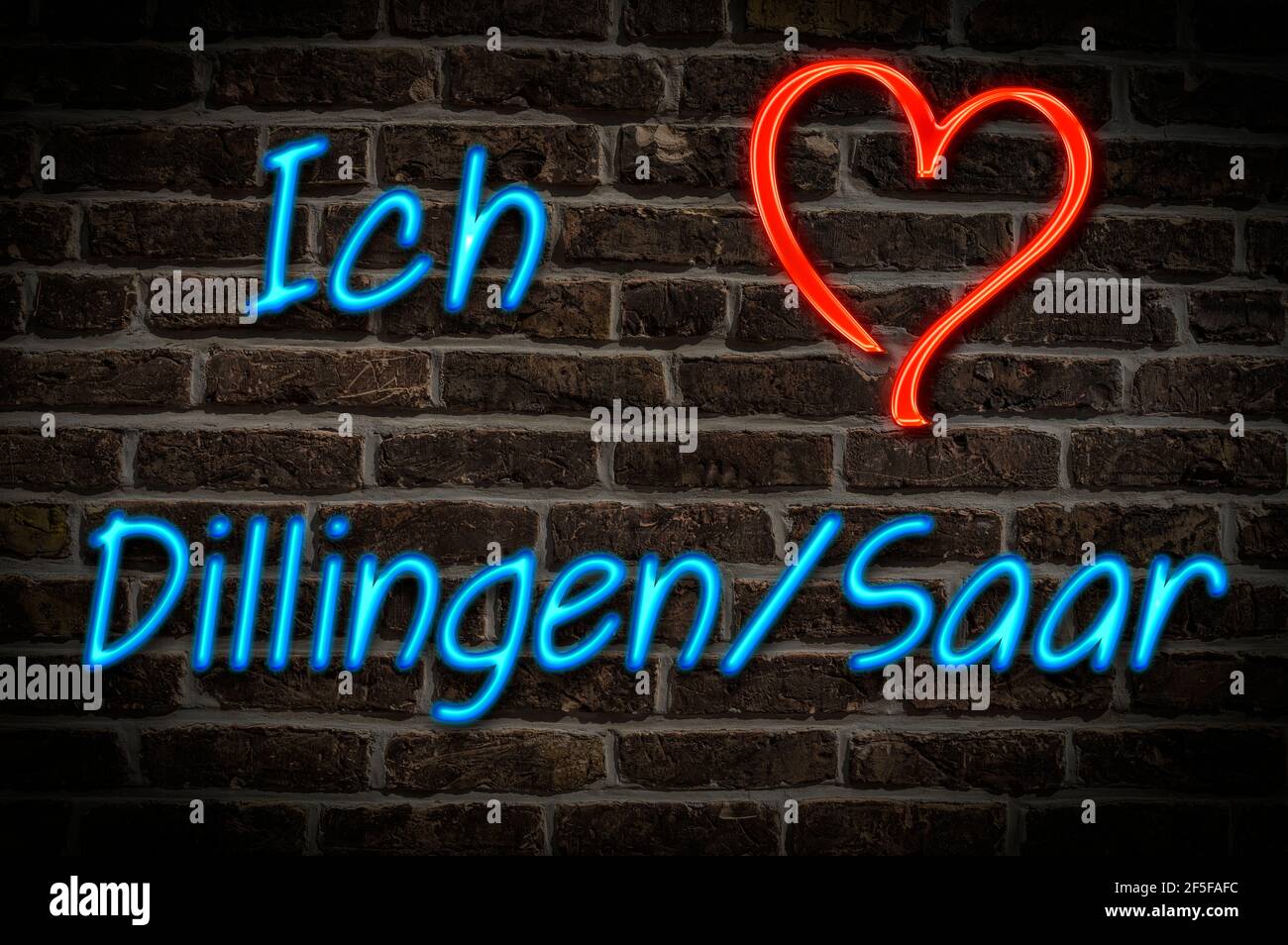 Leuchtreklame, Ich liebe Dillingen/Saar, Saarland, Deutschland, Europa | Illuminated advertising, I love Dillingen/Saar, Saarland, Germany, Europe Stock Photo