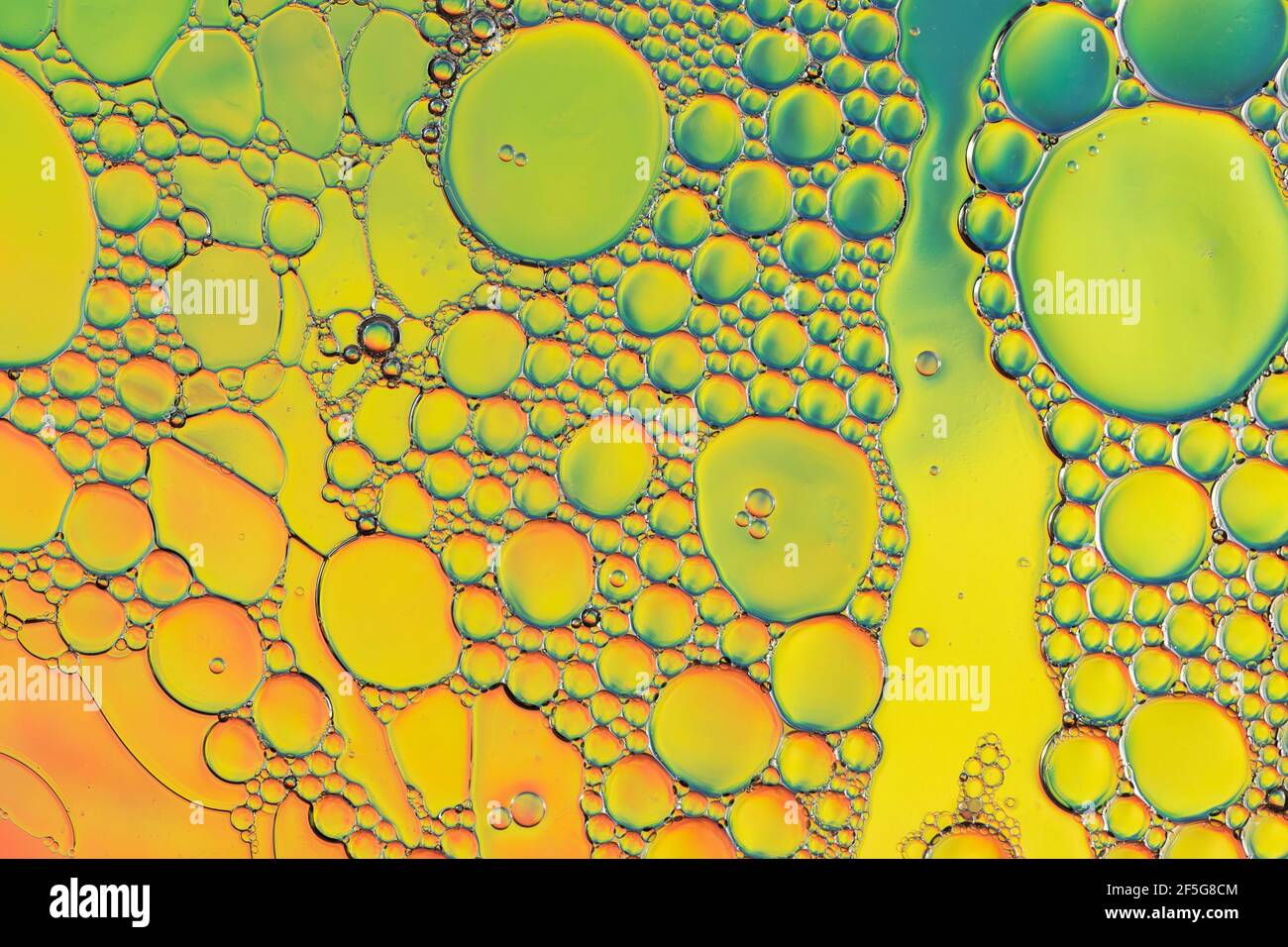 Beautiful colorful macro oil hi-res stock photography and images - Alamy