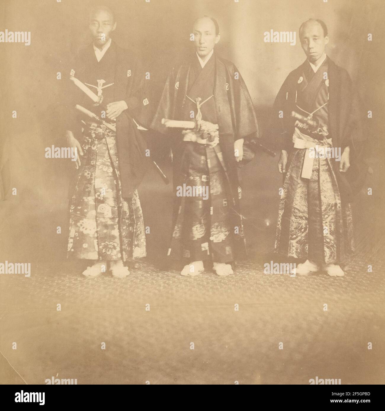 The First Japanese Embassy（第一遣米使節日記）2冊 420px-