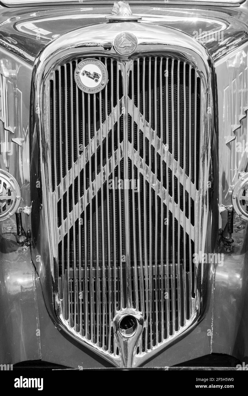 Citroen Chevron High Resolution Stock Photography And Images Alamy