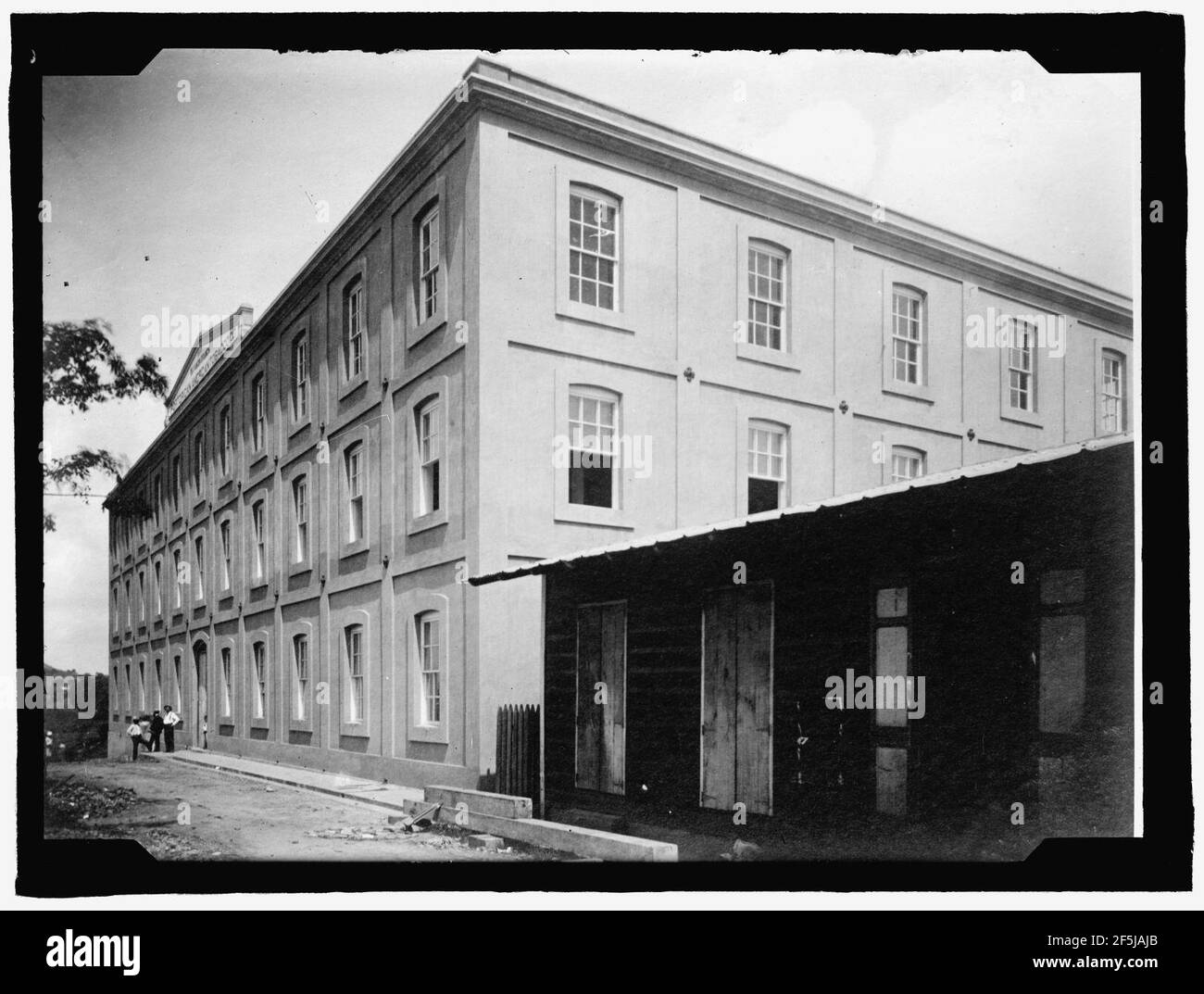 tobacco farm puerto rico PUERTO RICO. TOBACCO FARM; BUILDING Stock Photo