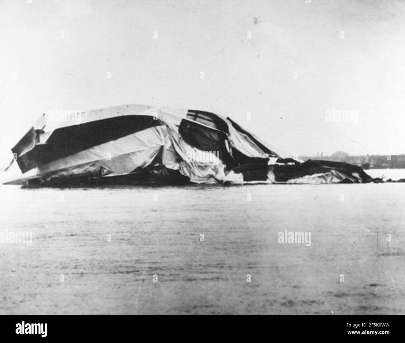 R38 hi-res stock photography and images - Alamy