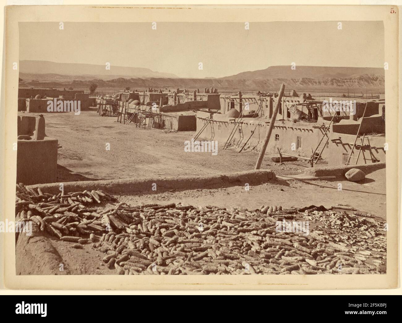 Early native american settlements hi-res stock photography and images ...
