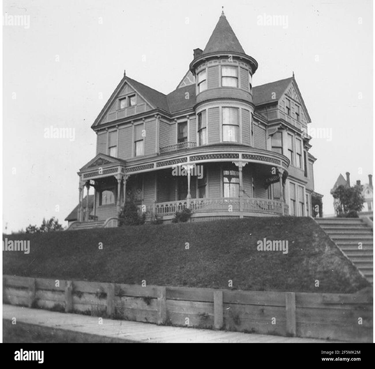 Queen Anne style house belonging to the Petersons in Seattle, Washington, March 1898 (KIEHL 73