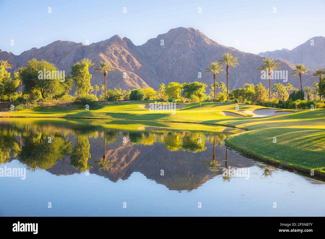 Golf course indian wells palm hires stock photography and images Alamy
