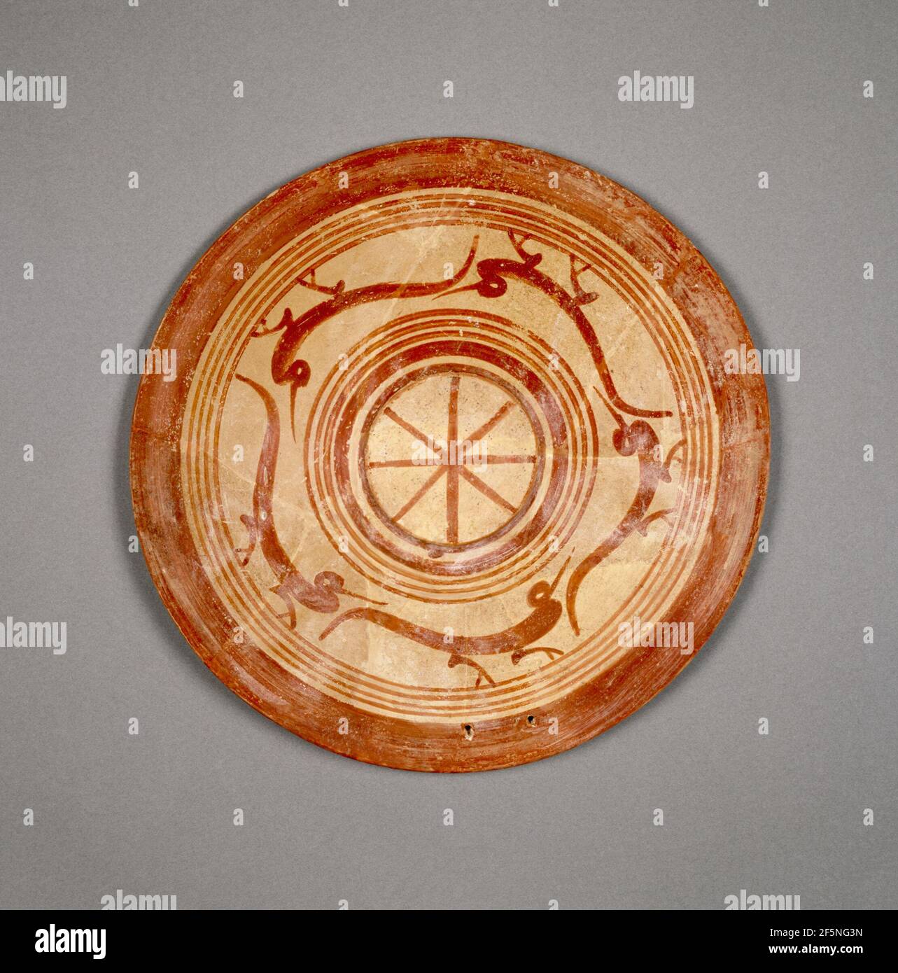 Subgeometric Plate. Attributed to the Heron Class (Etruscan, active 680 - 660 B.C.) Stock Photo