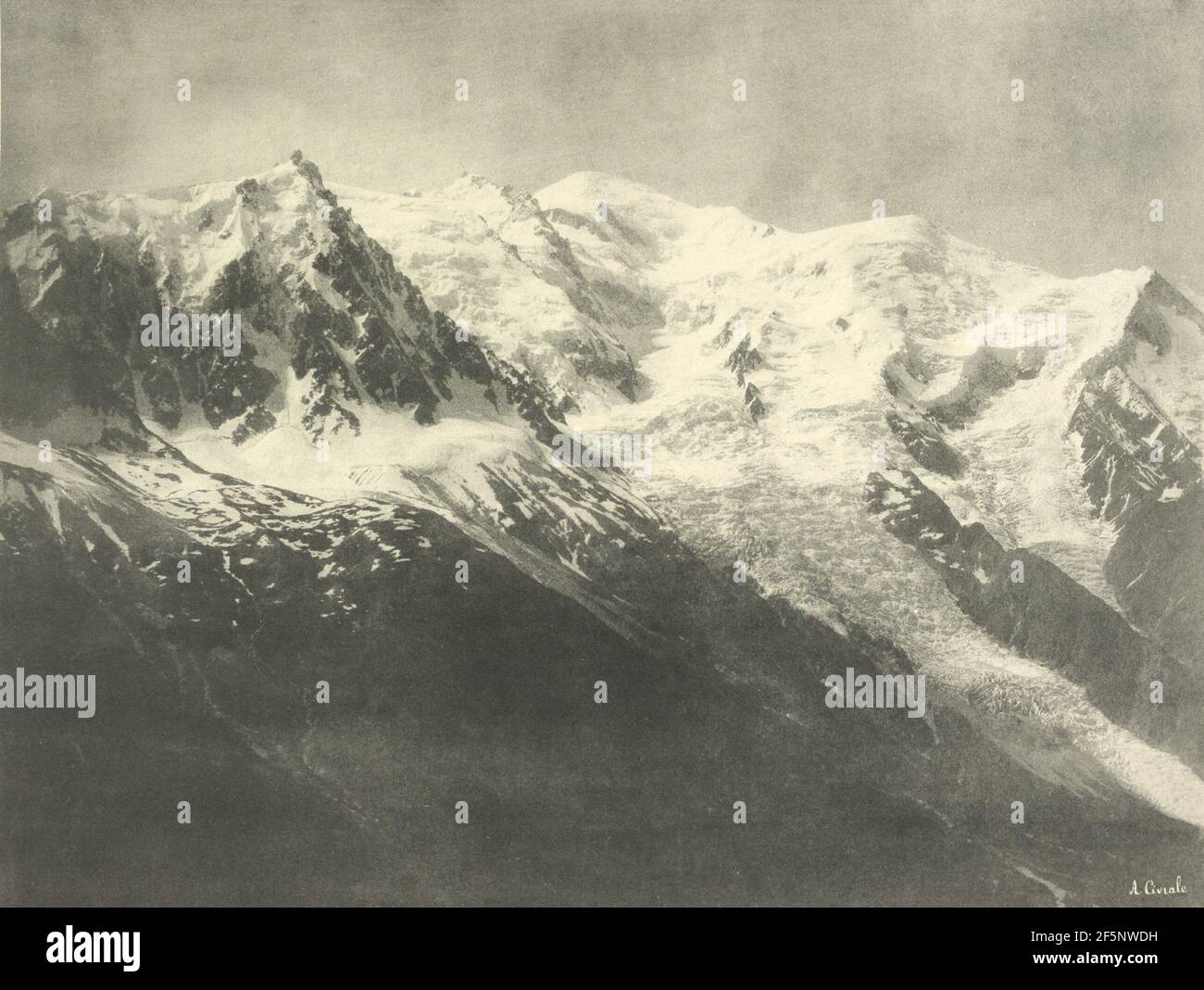 La Chaîne du Mont Blanc de L'Aiguille du Midi a L'Aiguille du Goûter. Prise de la Flégère.. Stock Photo