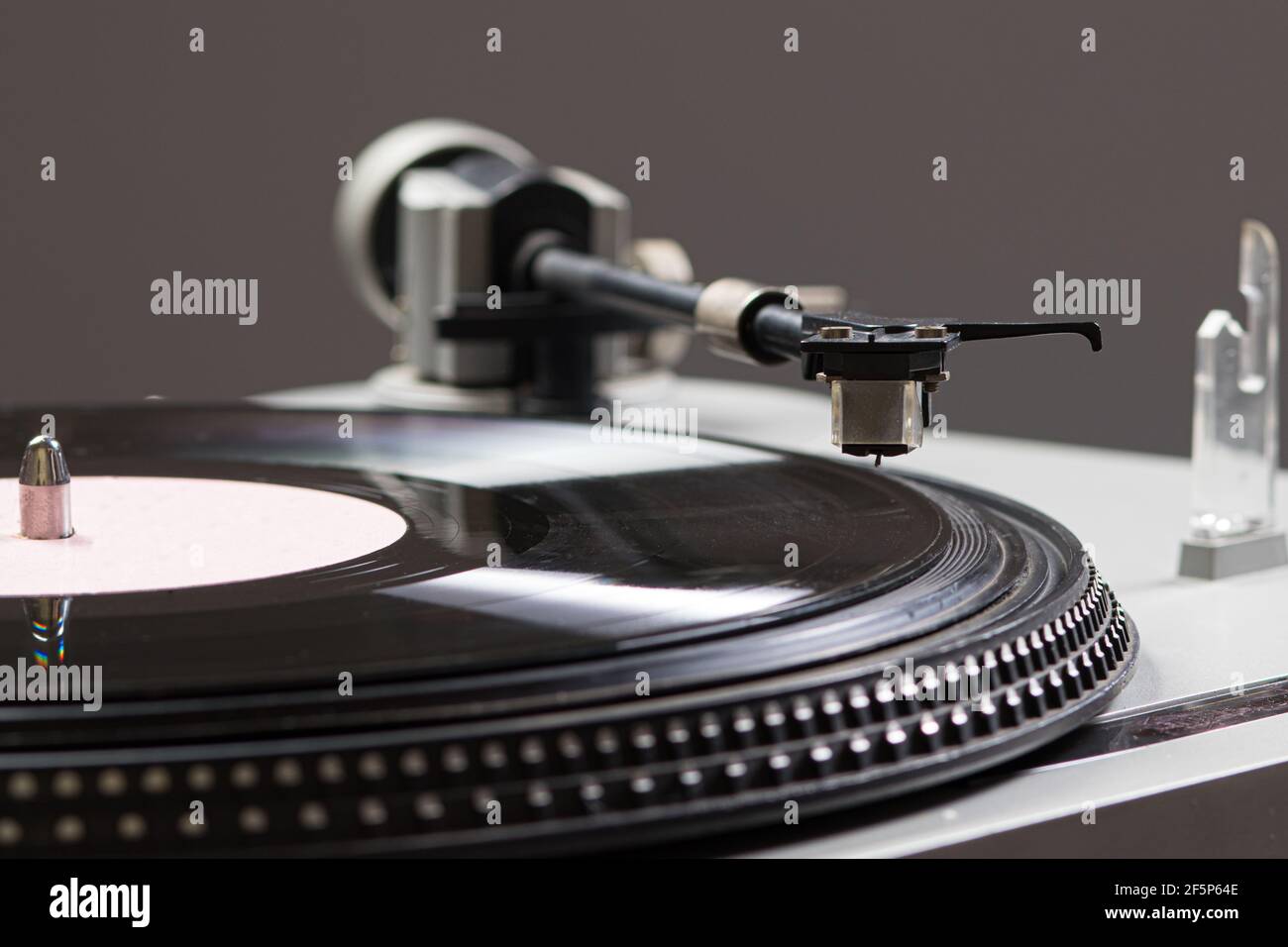 Page 2 Vintage Record Player High Resolution Stock Photography And Images Alamy Page 2 Vintage Record Player High Resolution Stock Photography And Images Alamy